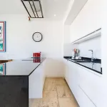 Skyline 2-bedroom Flat With Epic Views - Roi Chevalier Antibes