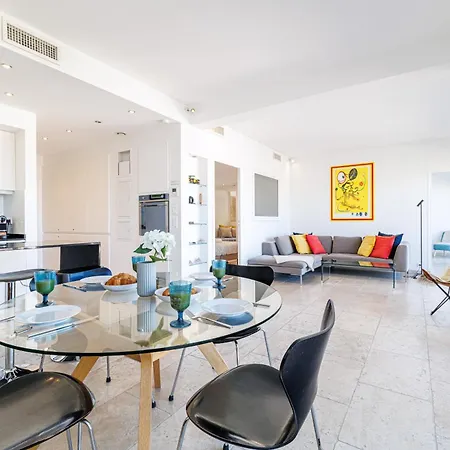 Skyline 2-bedroom Flat With Epic Views - Roi Chevalier 公寓 昂蒂布