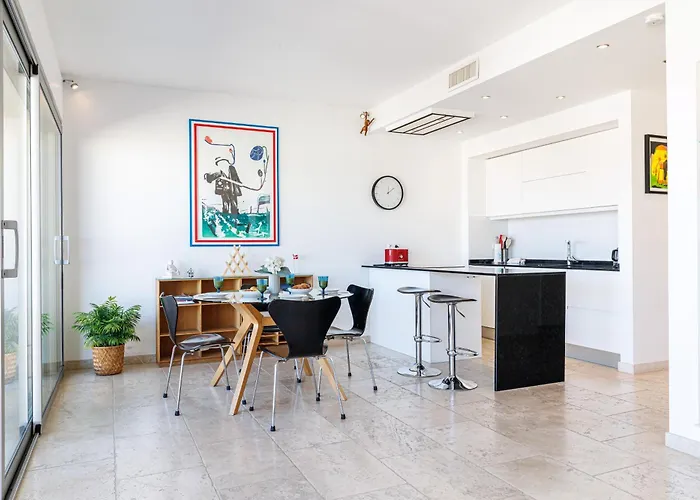 公寓 Skyline 2-bedroom Flat With Epic Views - Roi Chevalier *