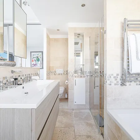 Apartment Skyline 2-bedroom Flat With Epic Views - Roi Chevalier Antibes