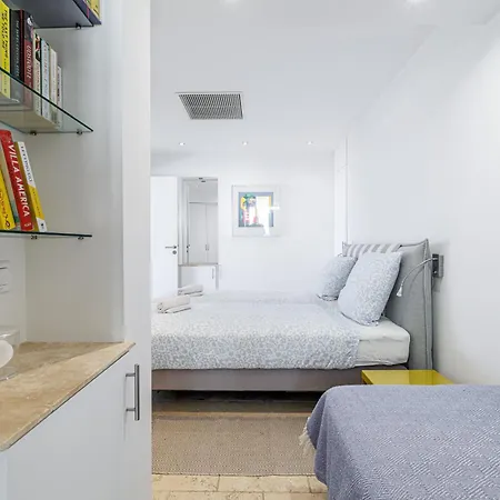 Skyline 2-bedroom Flat With Epic Views - Roi Chevalier 昂蒂布